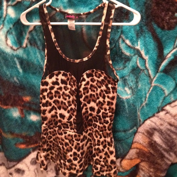 Top - Picture 1 of 1