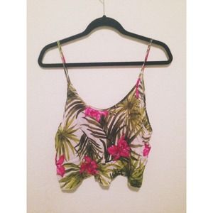 *SOLD* Brandy Melville Tropical Tank 💕
