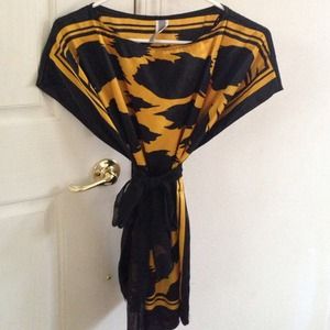 Silky giraffe print self tie top