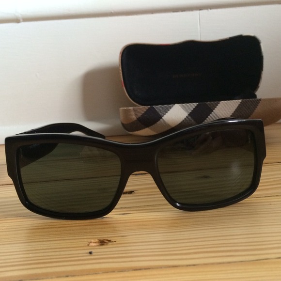 Burberry Accessories Authentic Black And White Burberry Sunglasses