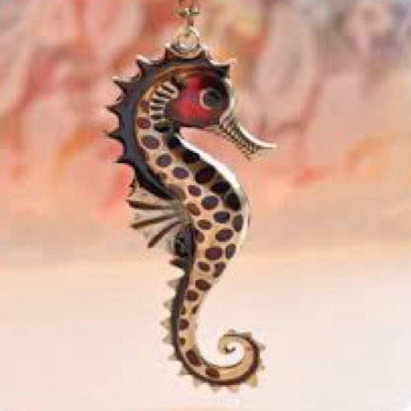 Sea Horse Pattern Necklace