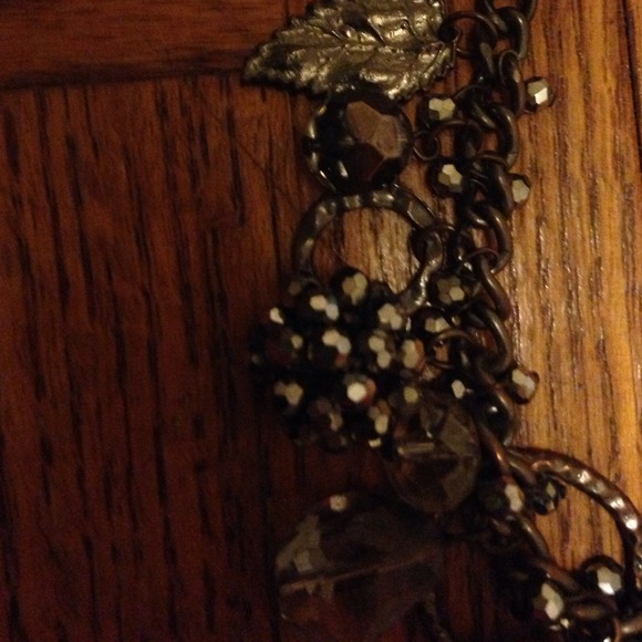 Beautiful neclas! - Picture 2 of 3
