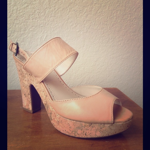 Nude Wedge