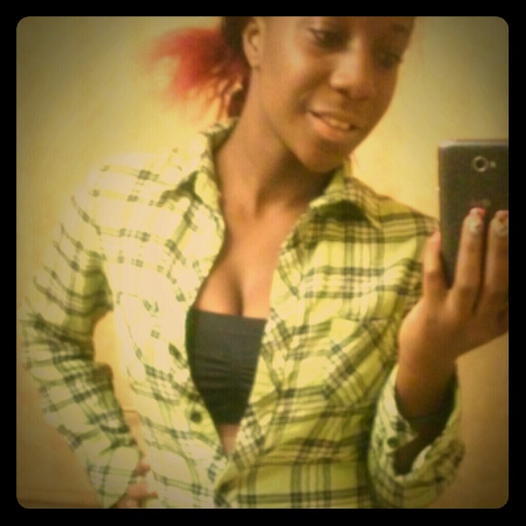 Plad Button Up - Picture 1 of 4