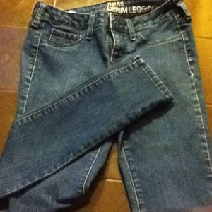 The 55 Denim Legging by Bullhead Denim