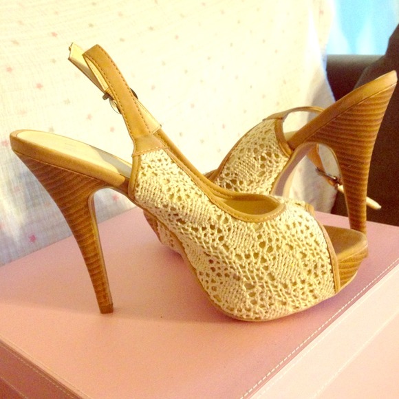 Cute Summer heels.