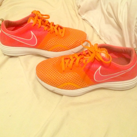 Nike Shoes - Too small for me!
