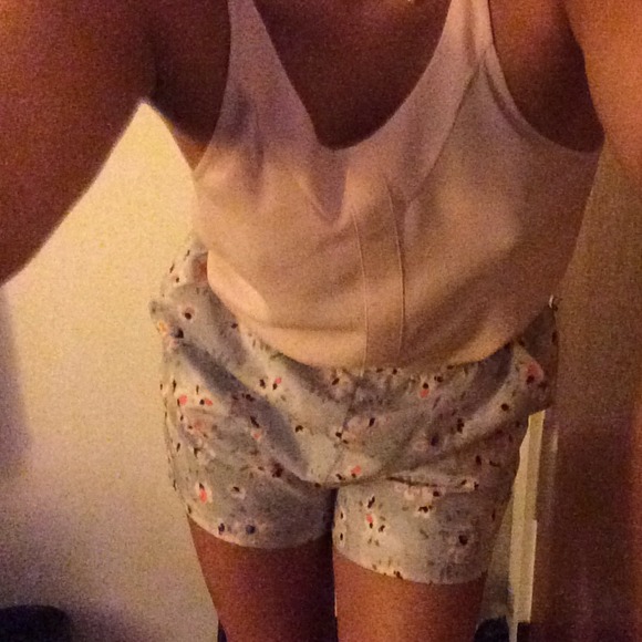 🌸 flirty 🌸 - Picture 2 of 4