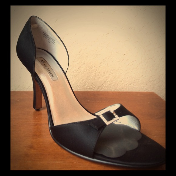 Oh! So Elegant