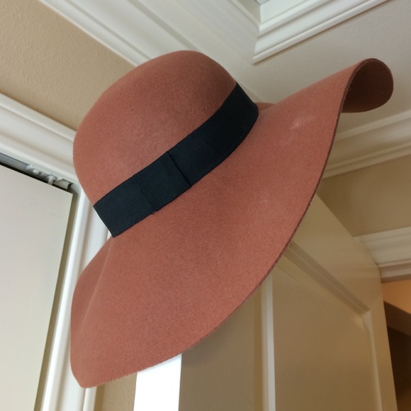 ✖️SOLD✖️ Orange brown floppy hat