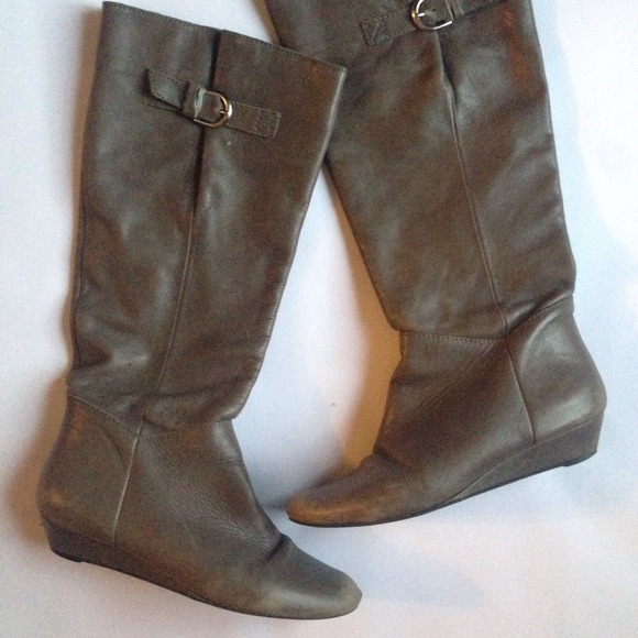 Steve Madden Grey leather boots