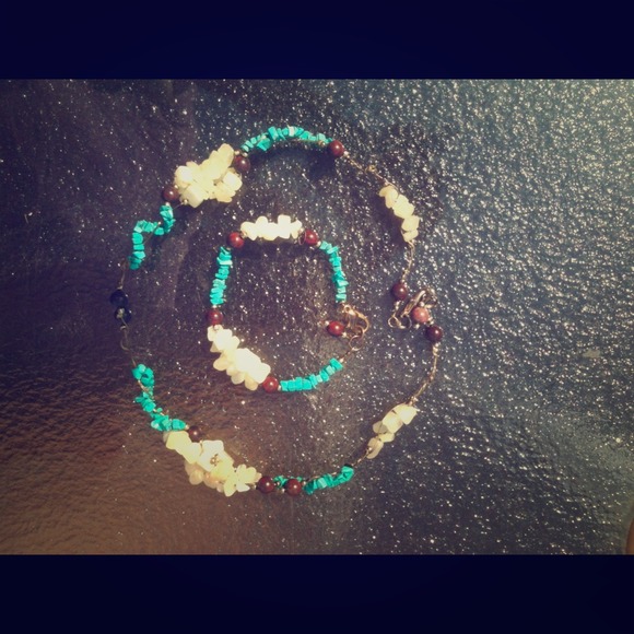 Turquoise and white Agate 3pc set - Picture 1 of 3