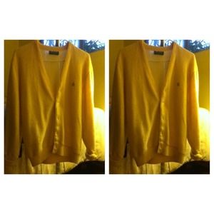 yellow oversized sweater