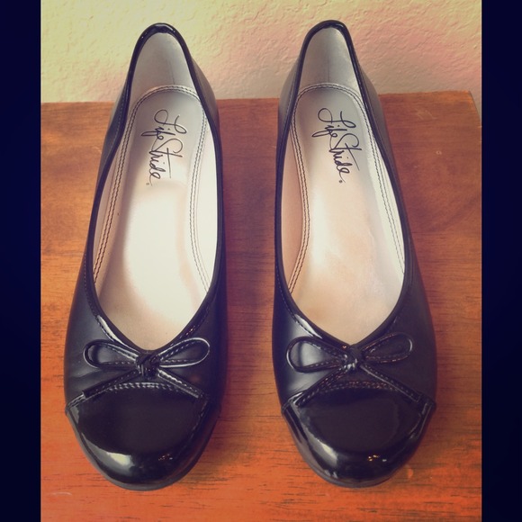 Ballet Style - Picture 1 of 3