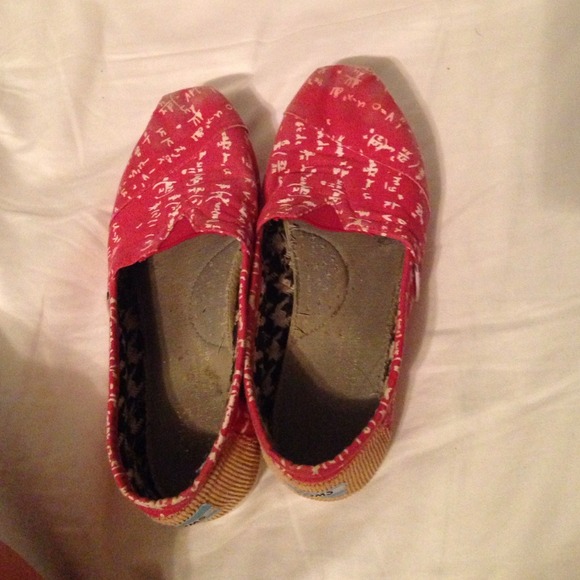 Red calculus toms