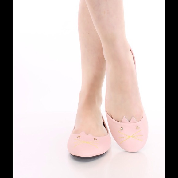 SOLD🚫 Kitten Ballet Flats in Blush Pink -So cute! - Picture 1 of 3