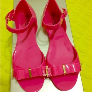 MIchael Kors Leslie Casual Jelly Sandals