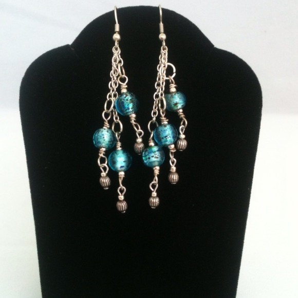 Blue dangling earrings - Picture 1 of 1