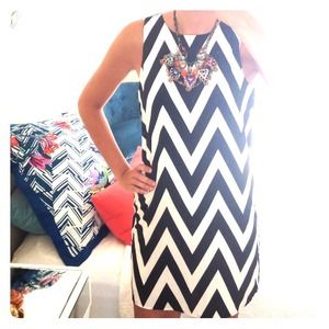 SOLD- NWT Chevron mini dress sz M