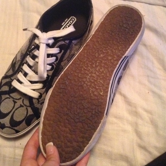 Coach shoes! - Picture 3 of 4