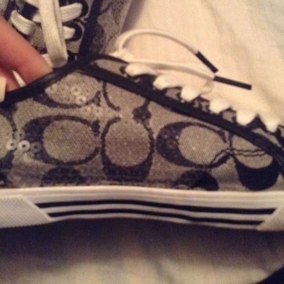 Coach shoes! - Picture 4 of 4