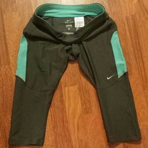 Nike Dri-fit capris