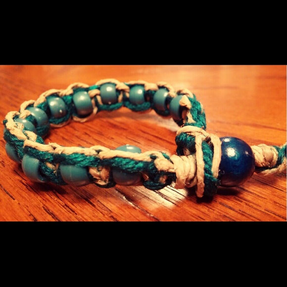 SOLD Blue Beaded Hemp Bracelet/Anklet SUMMER SALE - Picture 4 of 4