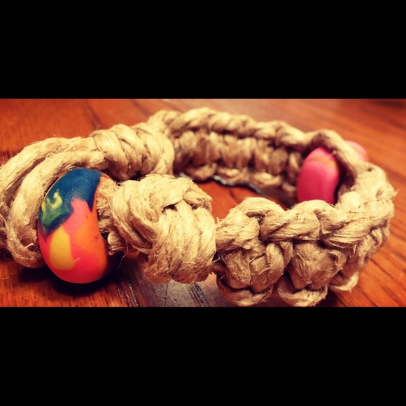 Thick Hemp Bracelet w/Pink Bead HANDMADE - Picture 4 of 4