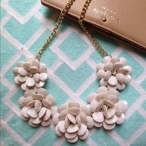Havana Flower Necklace