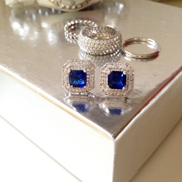 Keira Earrings