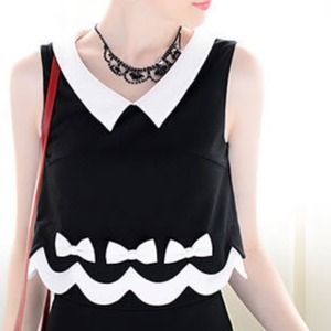 ❌SOLD❌ in bundle NWOT Bow Crop Top