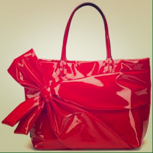 VALENTINO
Valentino Bow Shopping Tote