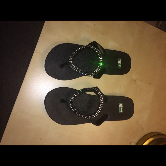 Sanuk black sandals with rhinestone detail