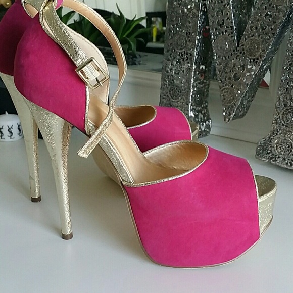Shoedazzle Heels