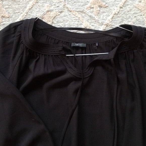Reduced!! Nwot esprit black sheer size 6 shirt - Picture 2 of 4