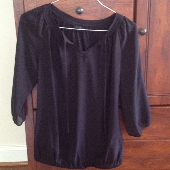 Reduced!! Nwot esprit black sheer size 6 shirt - Picture 3 of 4