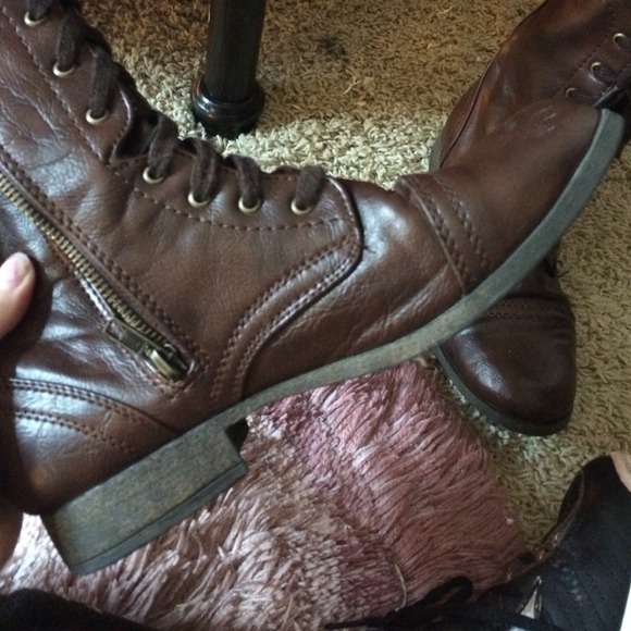 NEW combat boots - Picture 2 of 3