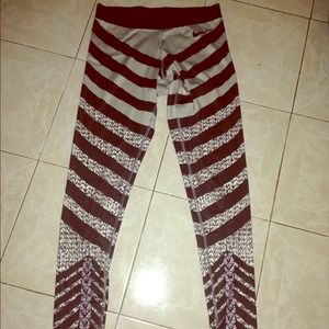 Nike Tights tight of the moment zebra print NTM
