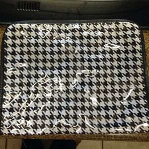 Heat resistant Mat for straightening /curling iron