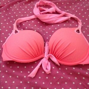 34C Victoria's Secret top