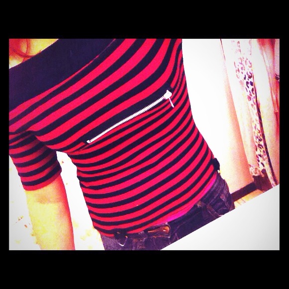 Zipper shirt. Off the shoulder. Yoga pant material