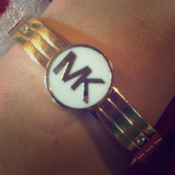 Michael kors gold bracelet