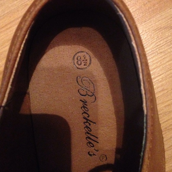Shoes - Picture 3 of 3