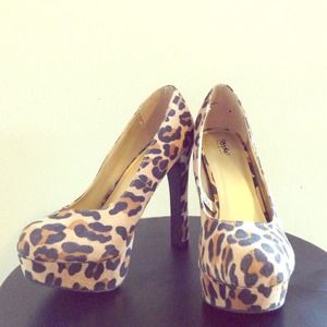Mossimo Leopard Pumps