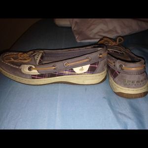 Girl sperry's