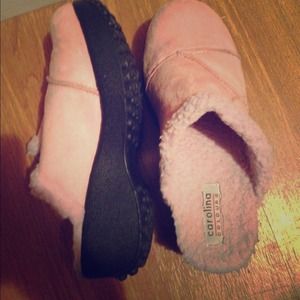 Previously owned pink shoes