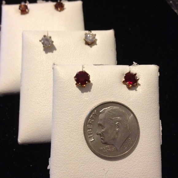 Stolen jewelry @urbantrendz