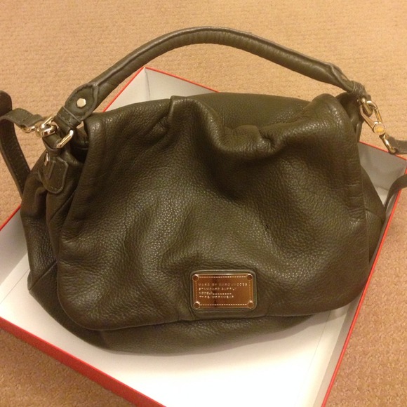 AUTHENTIC Classis Q LARGE Ukita