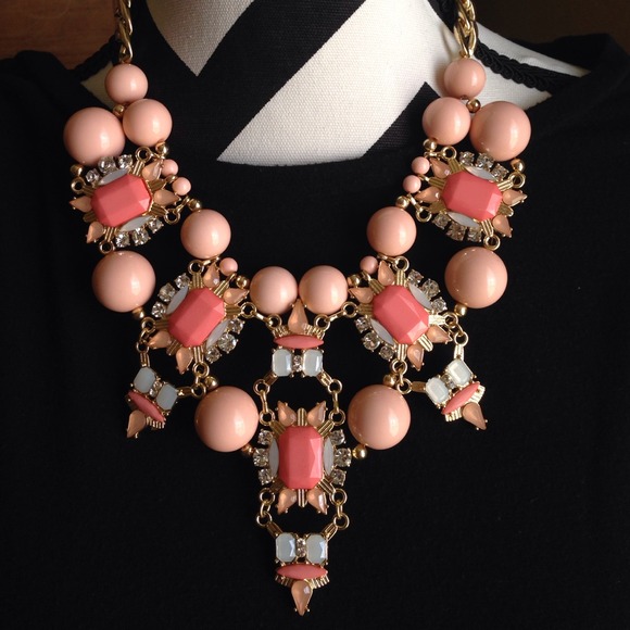 Accessories - Statement Necklace