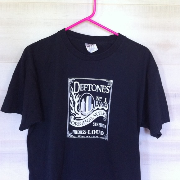 Deftones band tee ♻SOLD @ Buff XChange♻